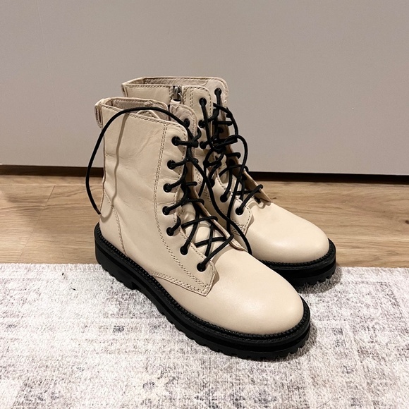 ZARA Cream Lace Up Combat Winter Boots - Picture 1 of 3